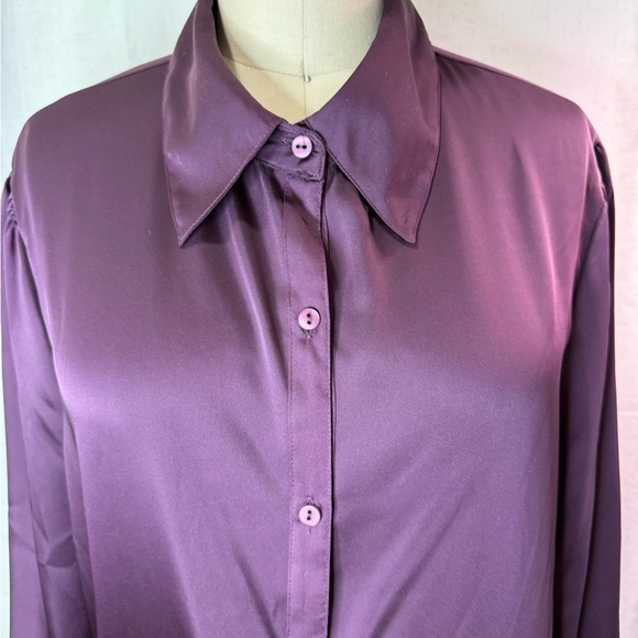 Jacklyn Smith Size 12 Purple Satin Button Down Blouse Long Sleeve Classic Top - Picture 3 of 6
